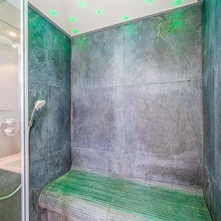 Daire Promenadenvilla 03 06 *